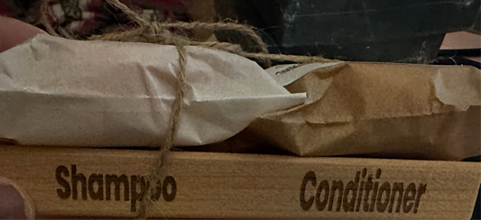 Rosemary Mint bar Shampoo & Conditioner with wooden holder